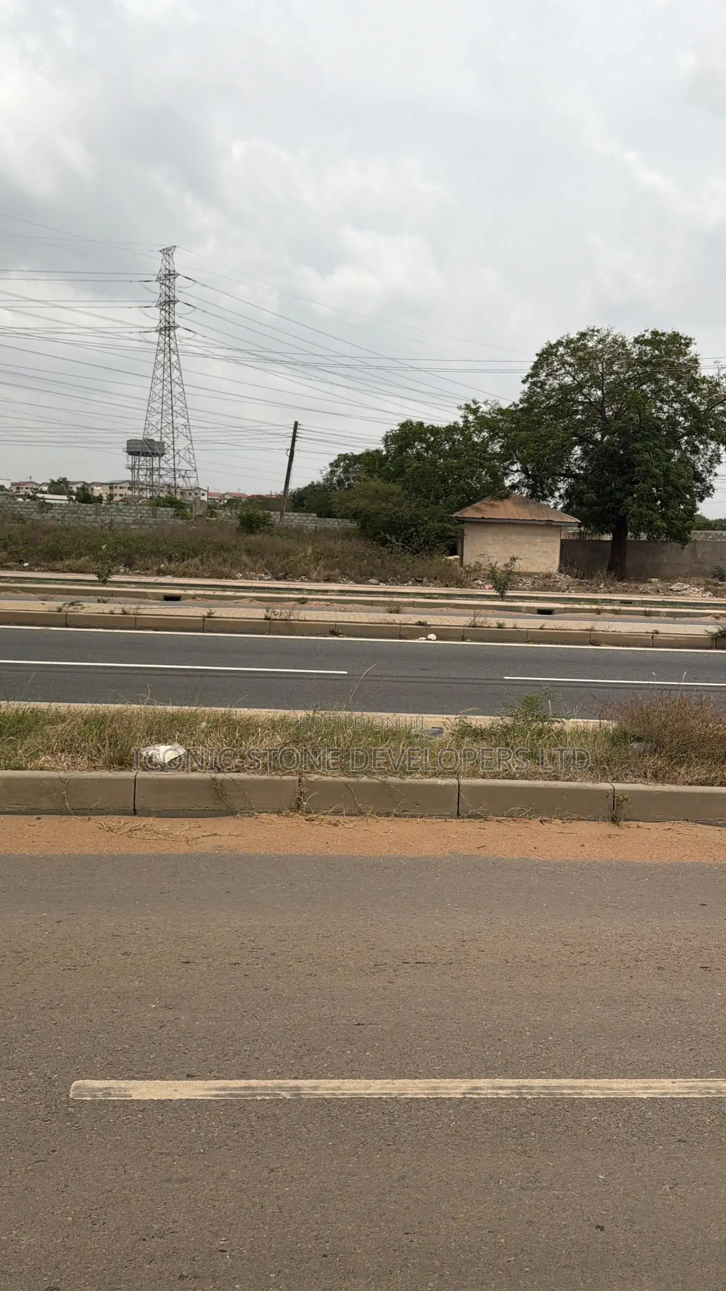 Plots of Roadside Land for Sale at Borteyman
