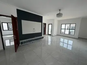 5bdrm House in East Legon for rent