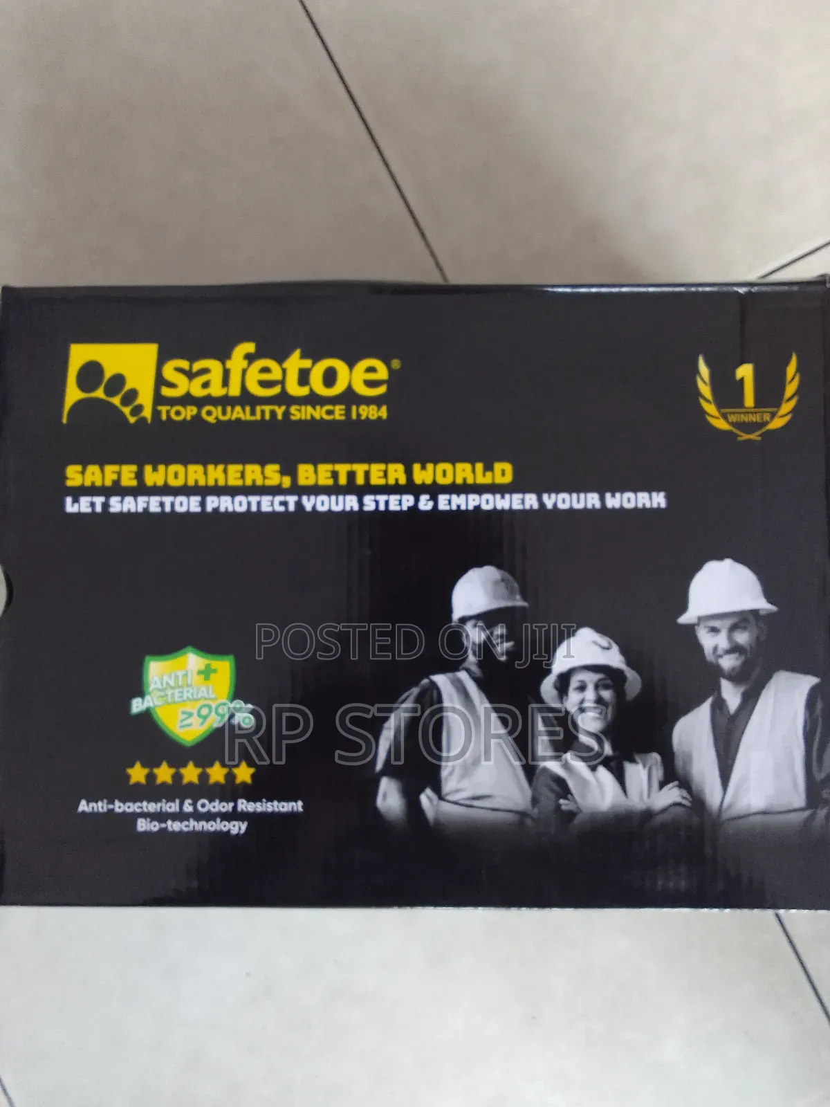 Saftey Boots 44/ Safeteo
