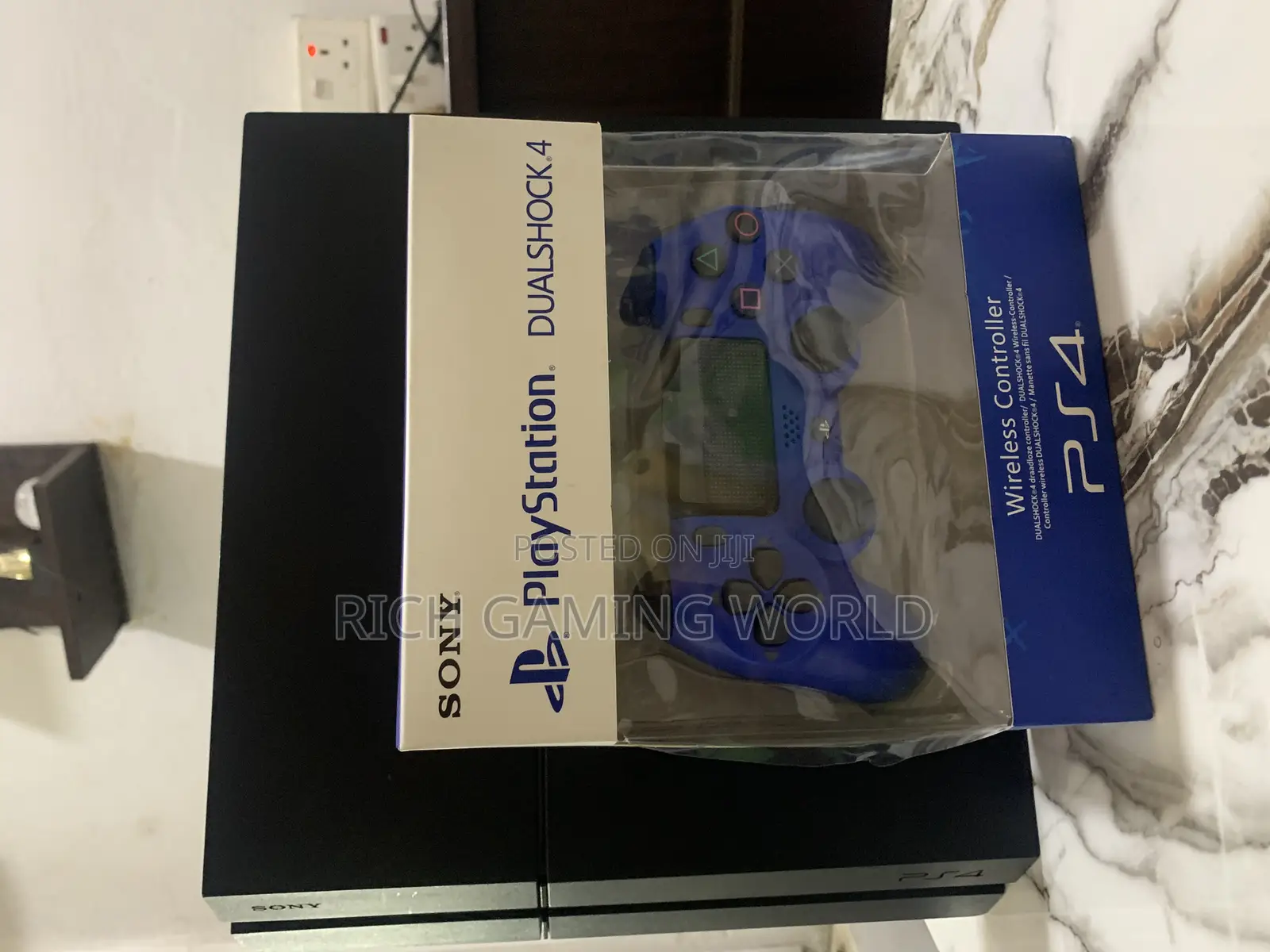Ps4 Standard With 10 Latest Games Will Be Installed ( Jailbreak)