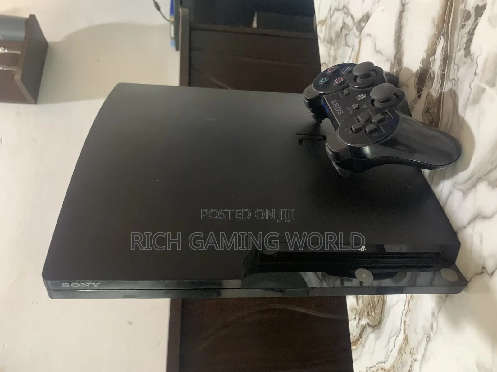 Ps3 Slim With 8 Latest Games