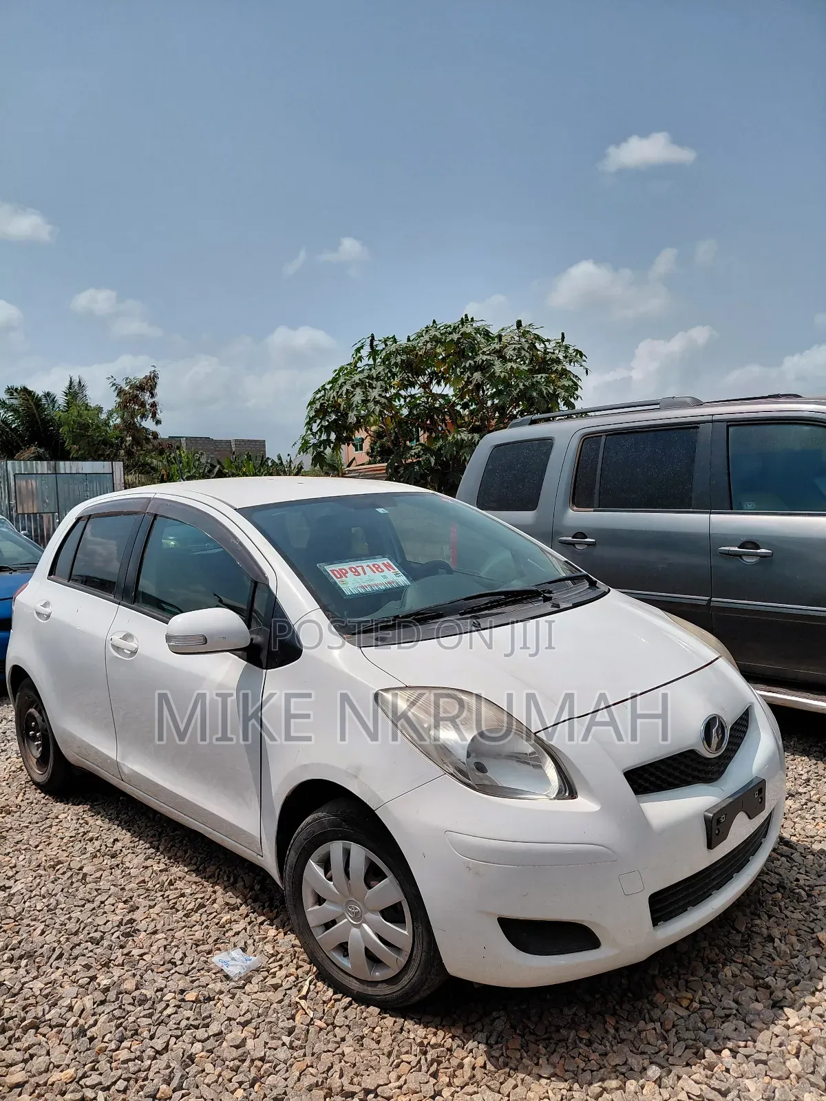 Toyota Vitz 2010 White