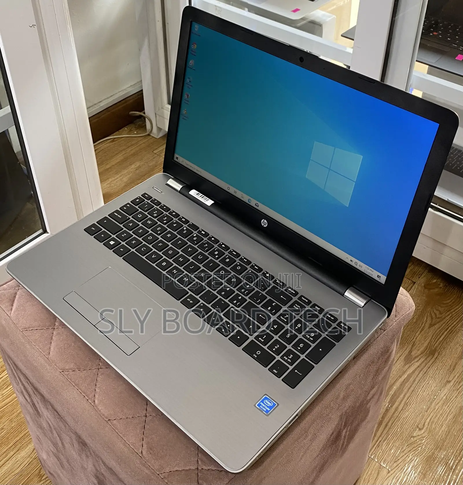 Laptop HP 250 G6 4GB Intel Pentium SSD 128GB