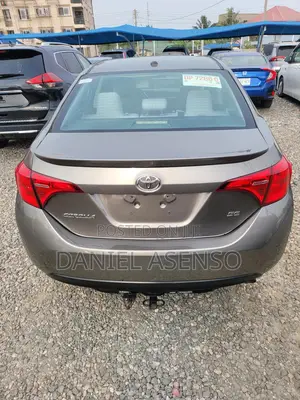 Toyota Corolla 2019 Gray