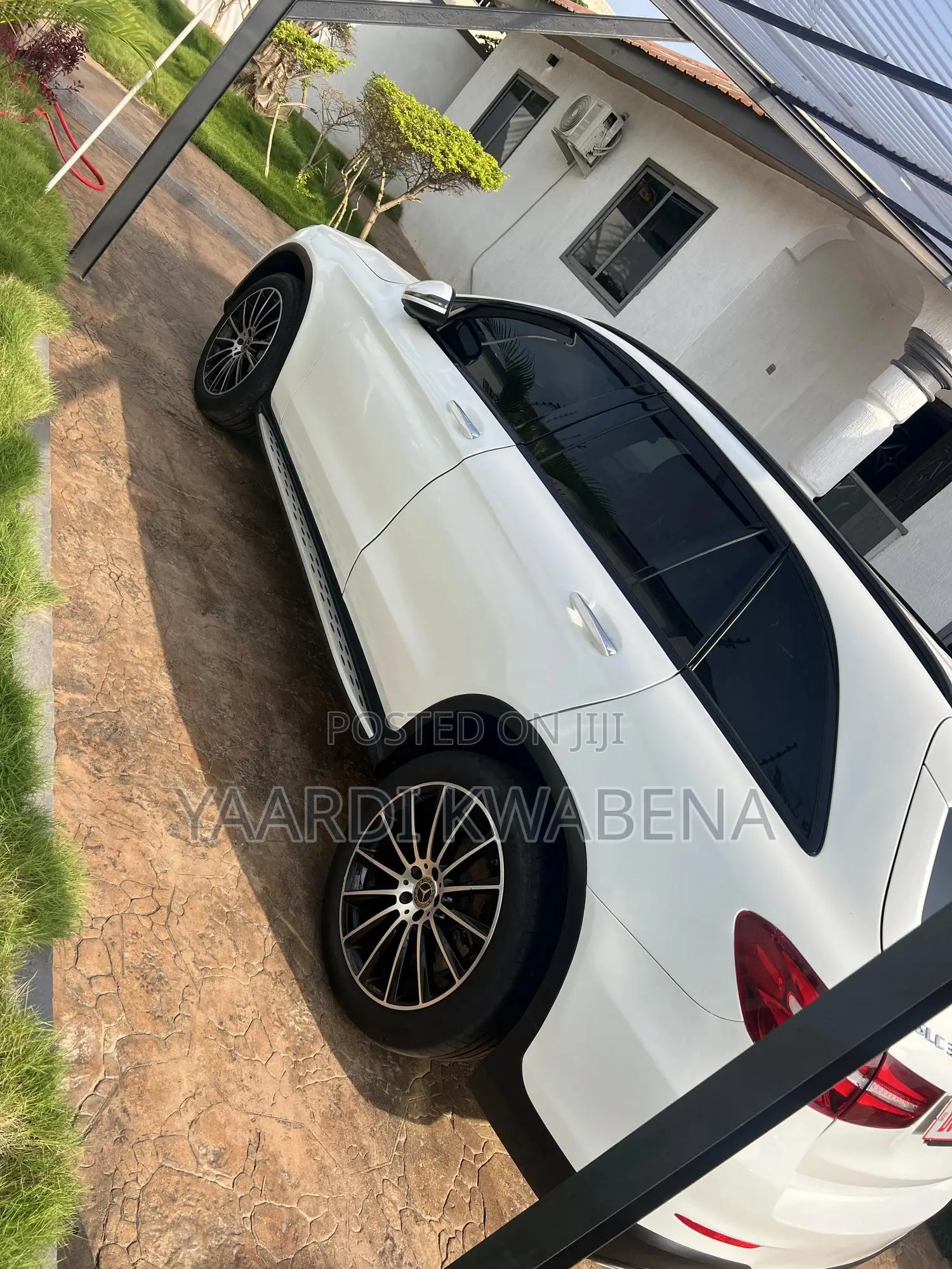 Mercedes-Benz GLC-Class 2019 Off white