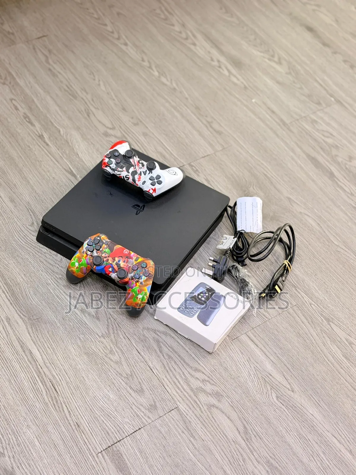 Ps4 Slim With All Accessories Intact