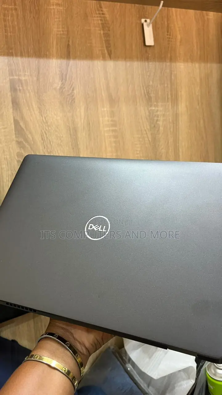 Laptop Dell Latitude 5300 8GB Intel Core i5 SSD 256GB