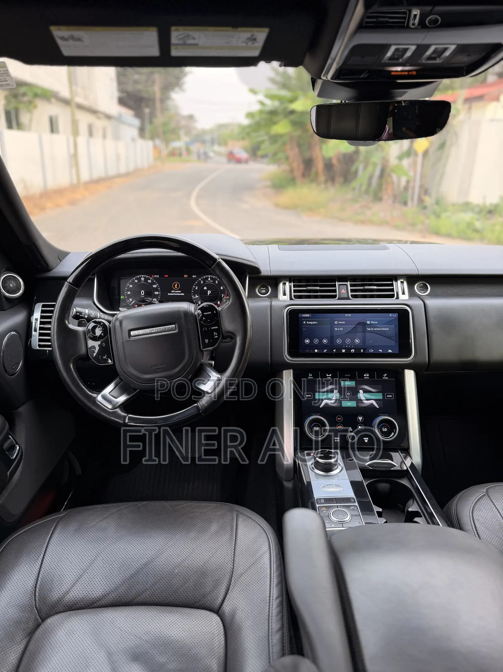 Land Rover Range Rover Vogue 2019 Black
