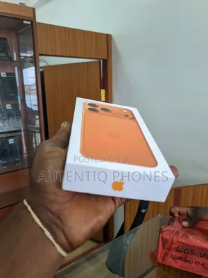 New Apple XR 128 GB Orange