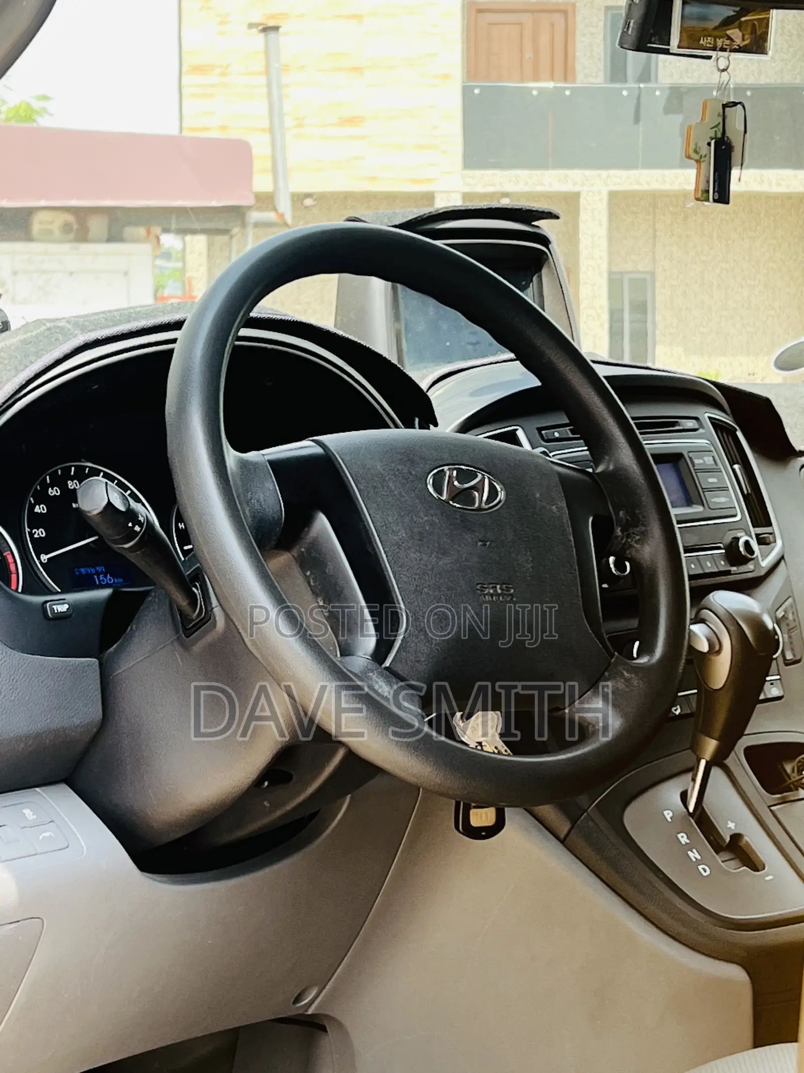 Hyundai Starex 2019 Yellow
