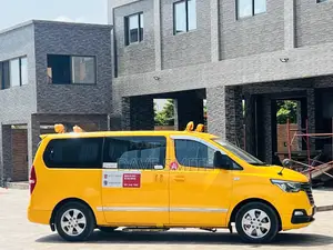 Hyundai Starex 2019 Yellow