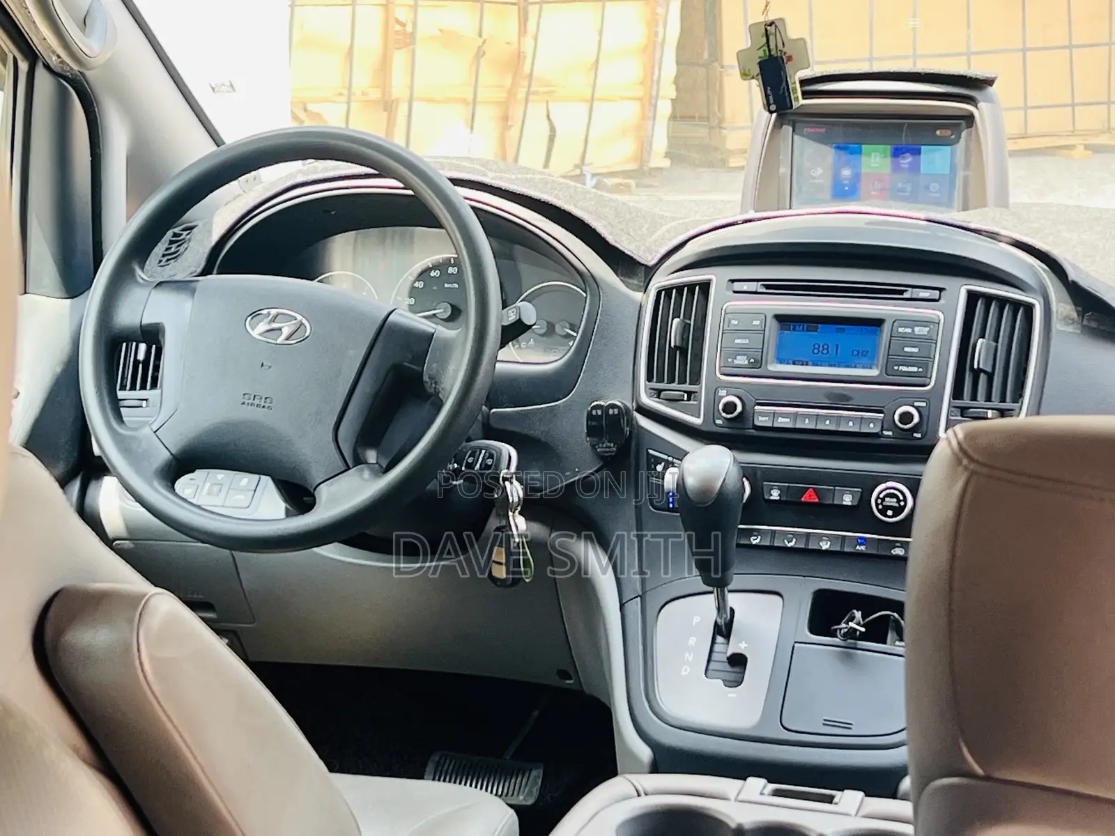 Hyundai Starex 2019 Yellow