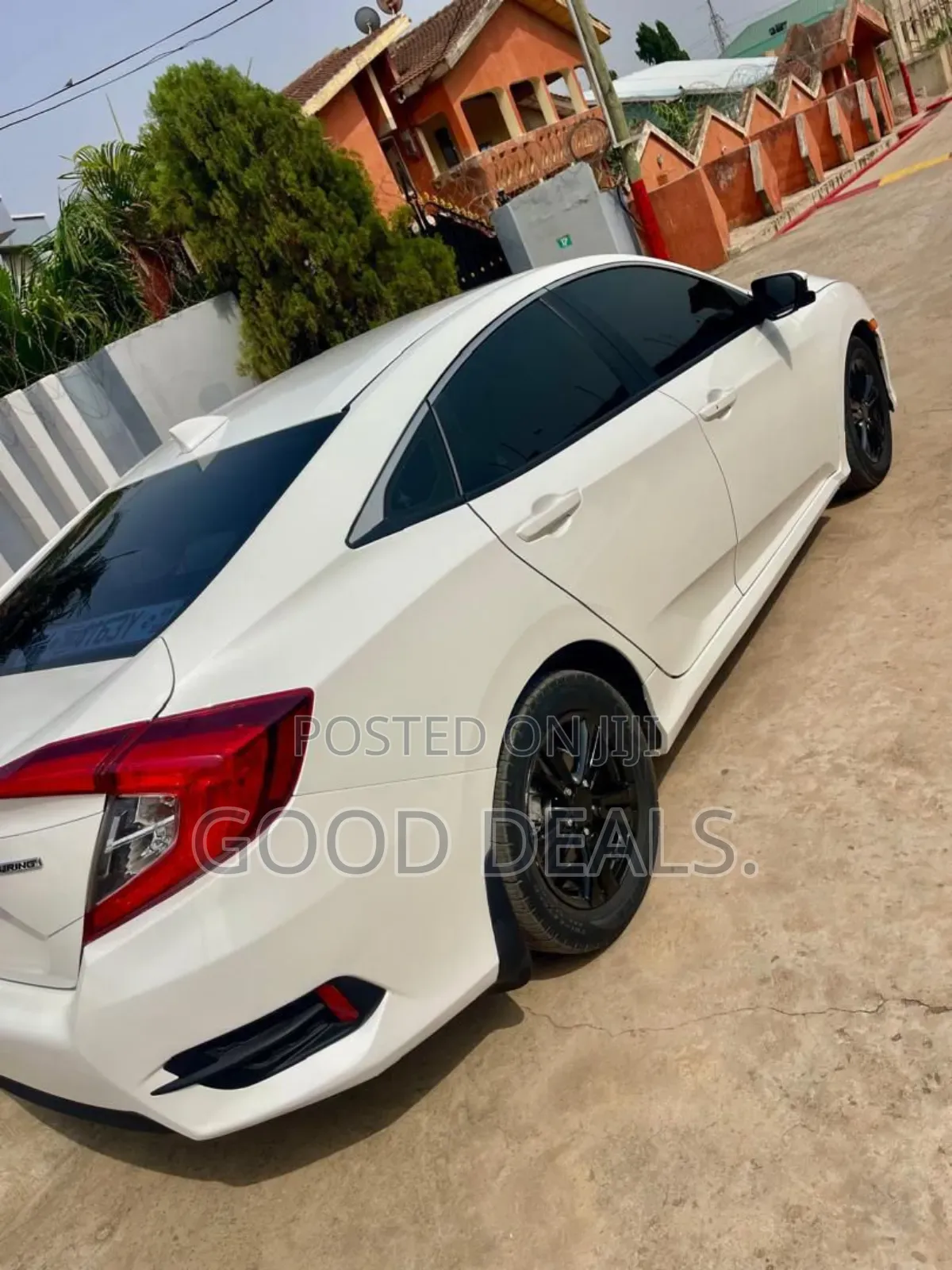 Honda Civic EX-L 4dr Sedan (1.5L 4cyl) 2017 White