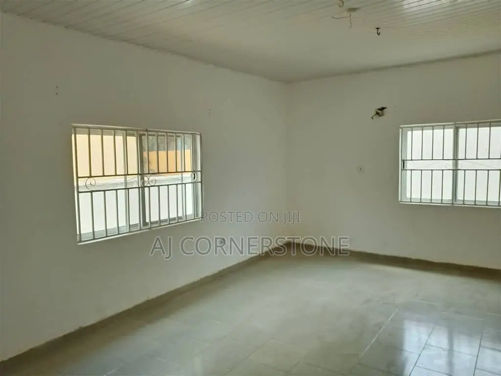 4bdrm House in Amasaman for rent