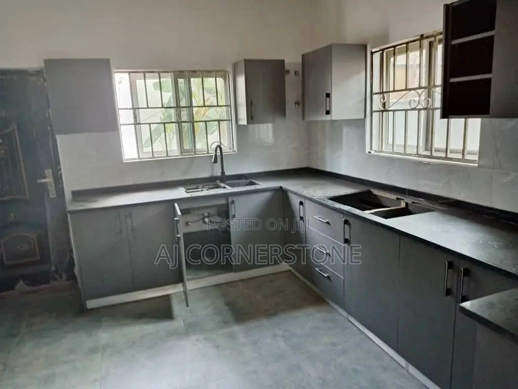 4bdrm House in Amasaman for rent