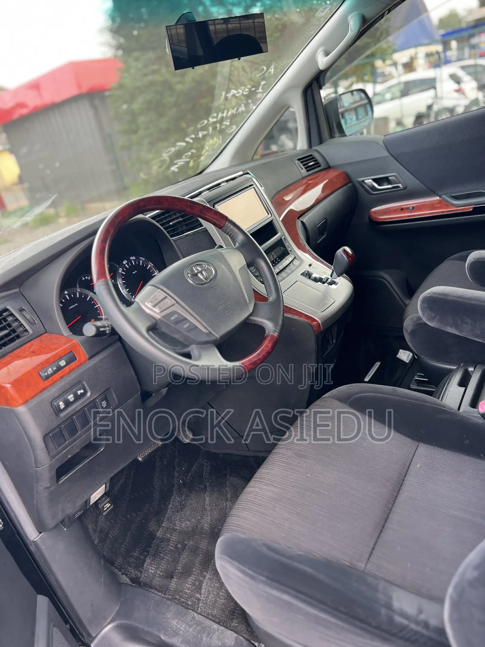 Toyota Vellfire 2011 Black