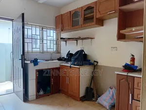 2bdrm House in Devtraco, Tema Metropolitan for rent