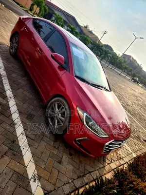 Hyundai Elantra 2018 Red