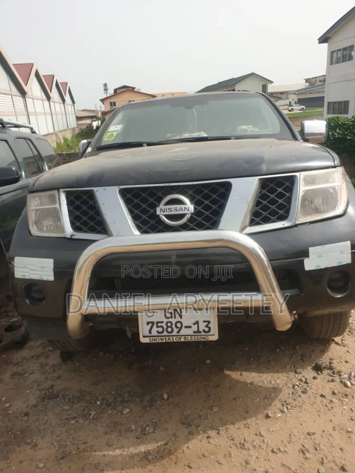 Nissan Pathfinder SE 2005 Black