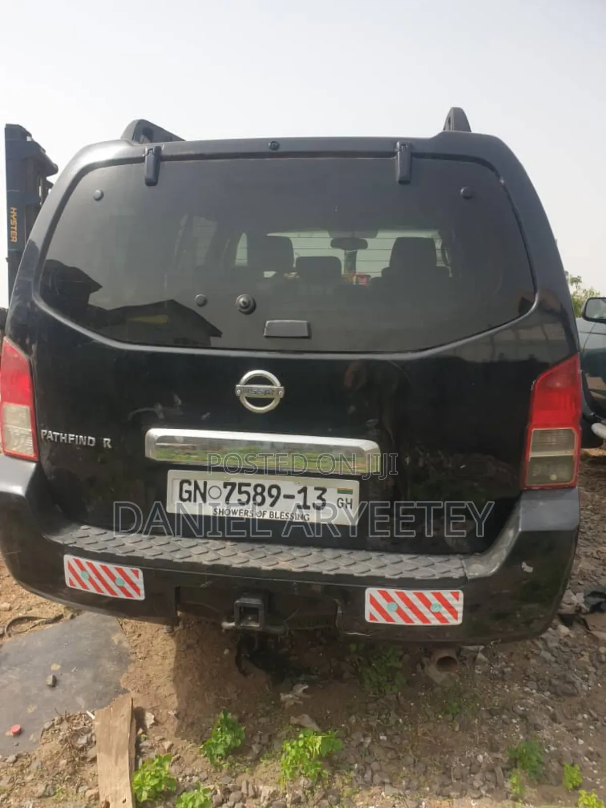 Nissan Pathfinder SE 2005 Black