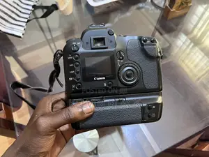 Canon Eos D30 Without Battery Charger