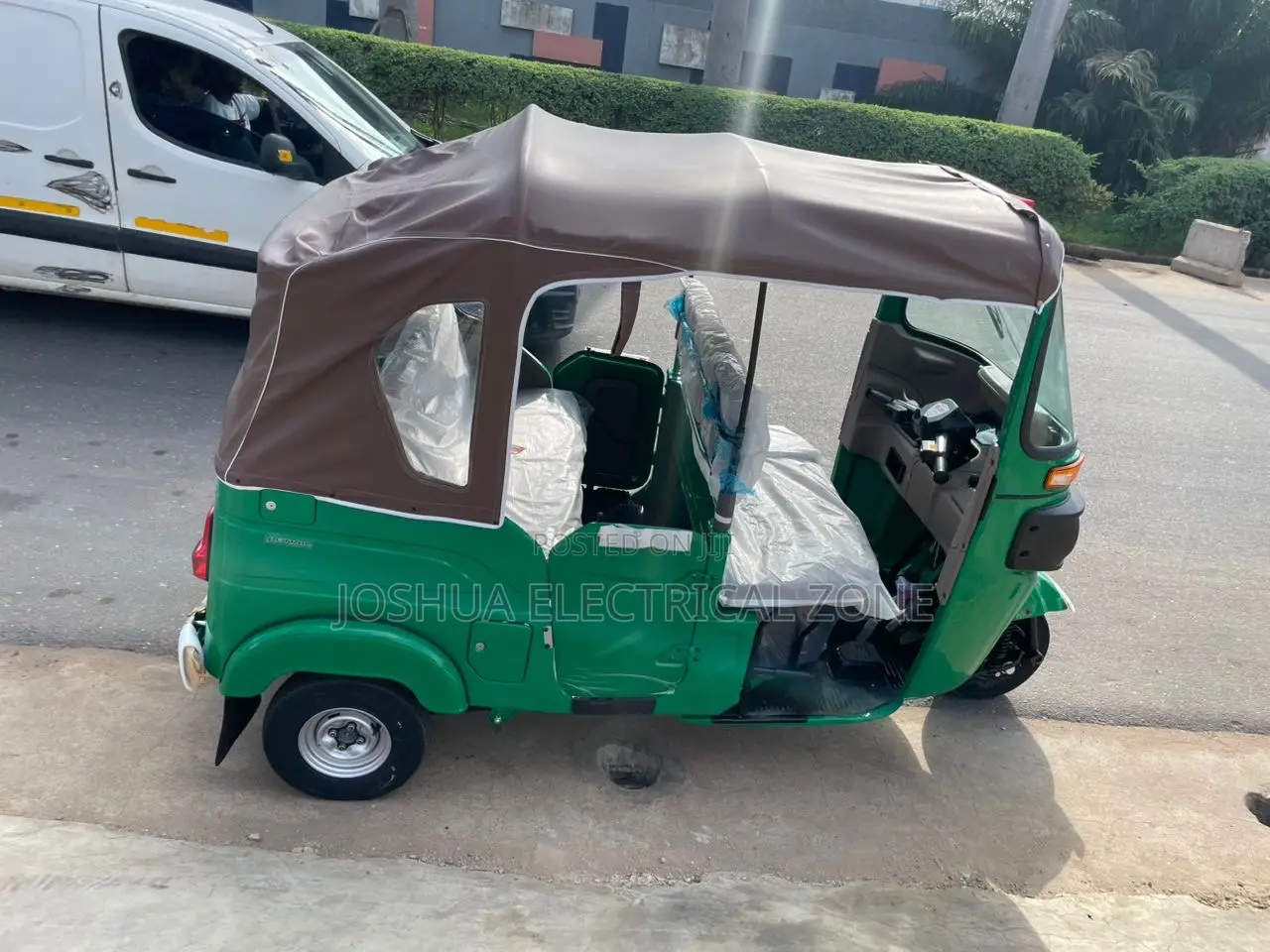 New Bajaj 2025 Black