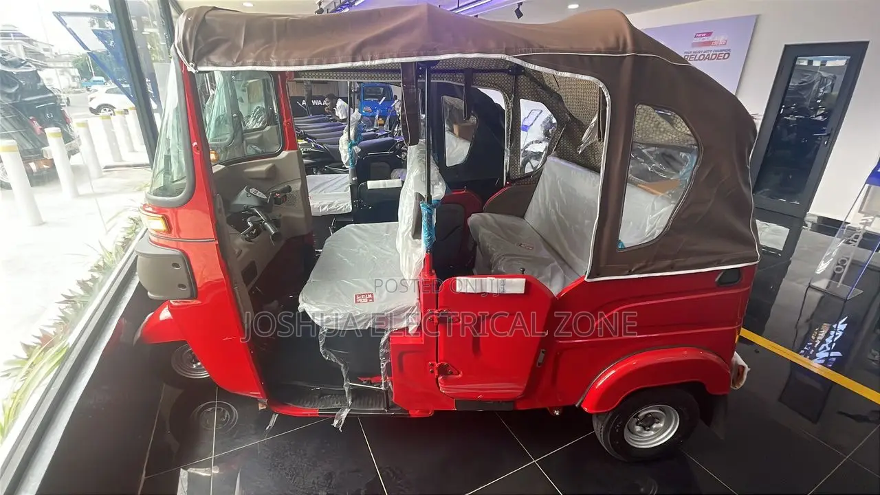 New Bajaj 2025 Black