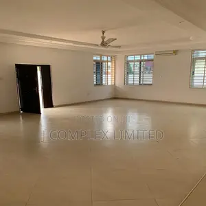4bdrm House in North Ridge for rent