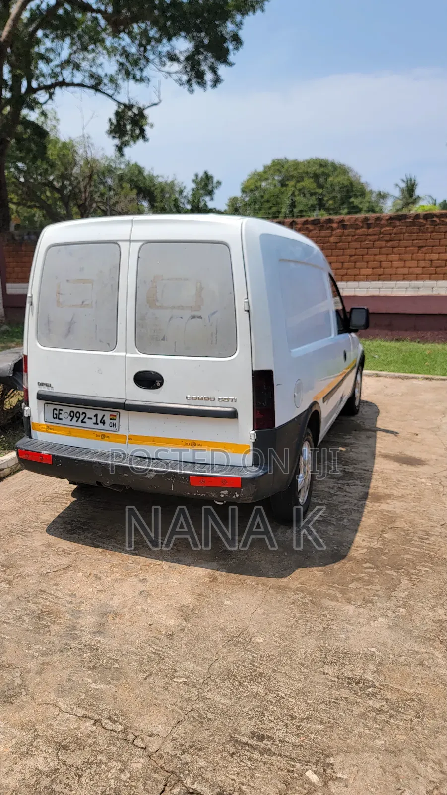 Van for Rental Goods Distribution