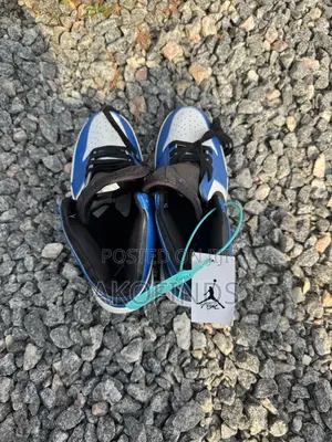 Nike Sneaker