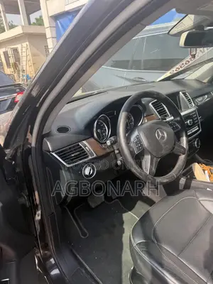 Mercedes-Benz M Class ML350 4MATIC 4dr SUV AWD (3.5L 6cyl 7A) 2015 Black