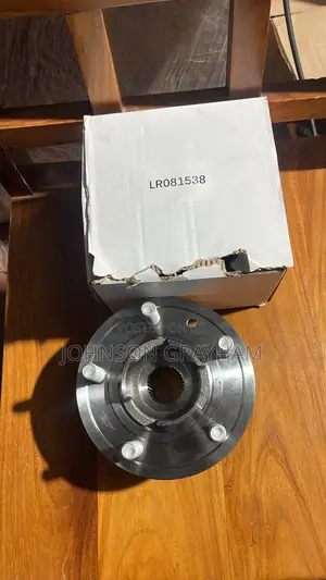 Range Rover Wheel Hub (Lr081538)