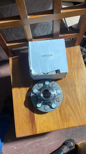 Range Rover Wheel Hub (Lr081538)