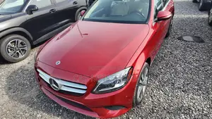 Mercedes-Benz C300 2021 Red