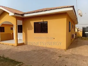 3bdrm House in Devtraco, Tema Metropolitan for rent
