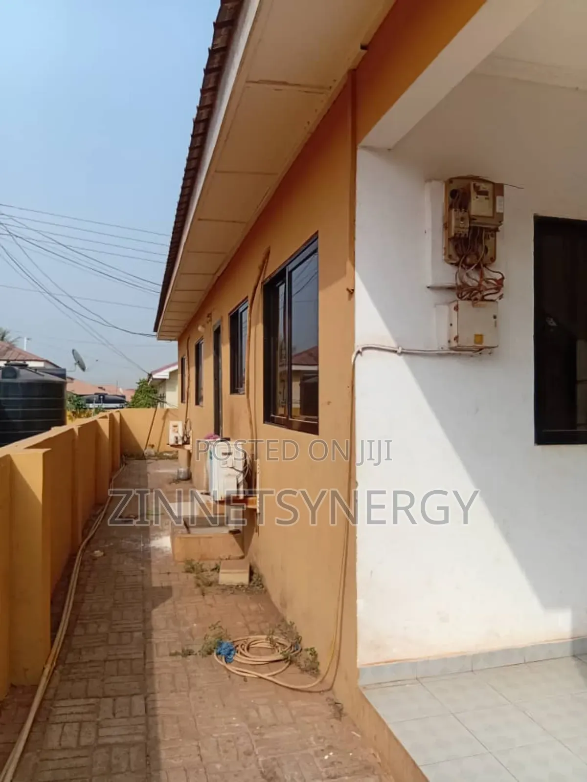 3bdrm House in Devtraco, Tema Metropolitan for rent