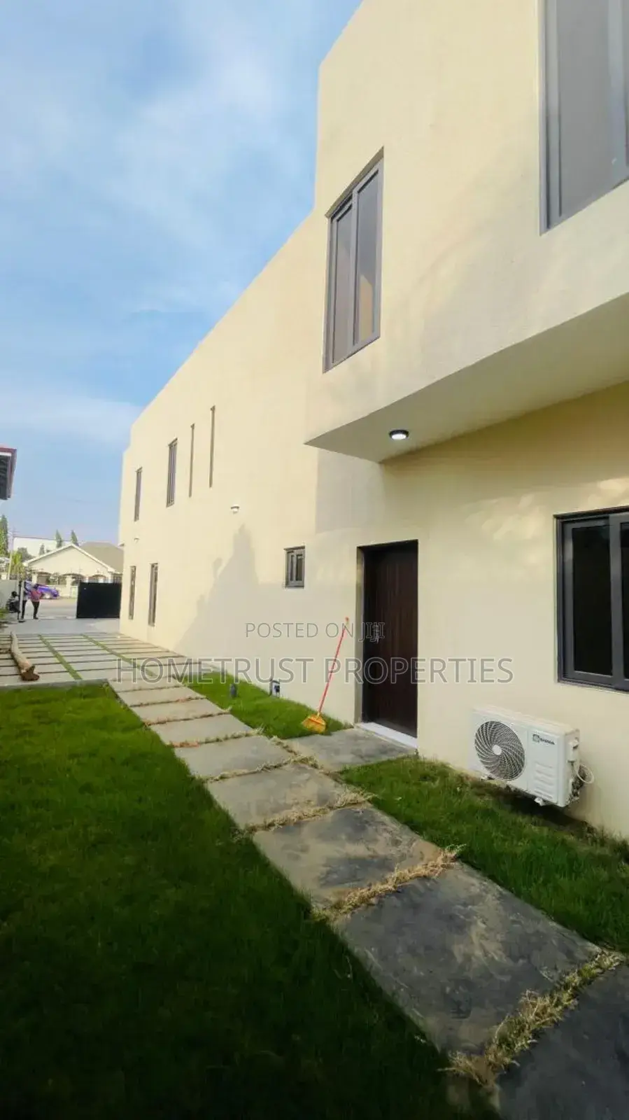 4bdrm Duplex in East Legon Hills, Nmai-Dzorn for sale