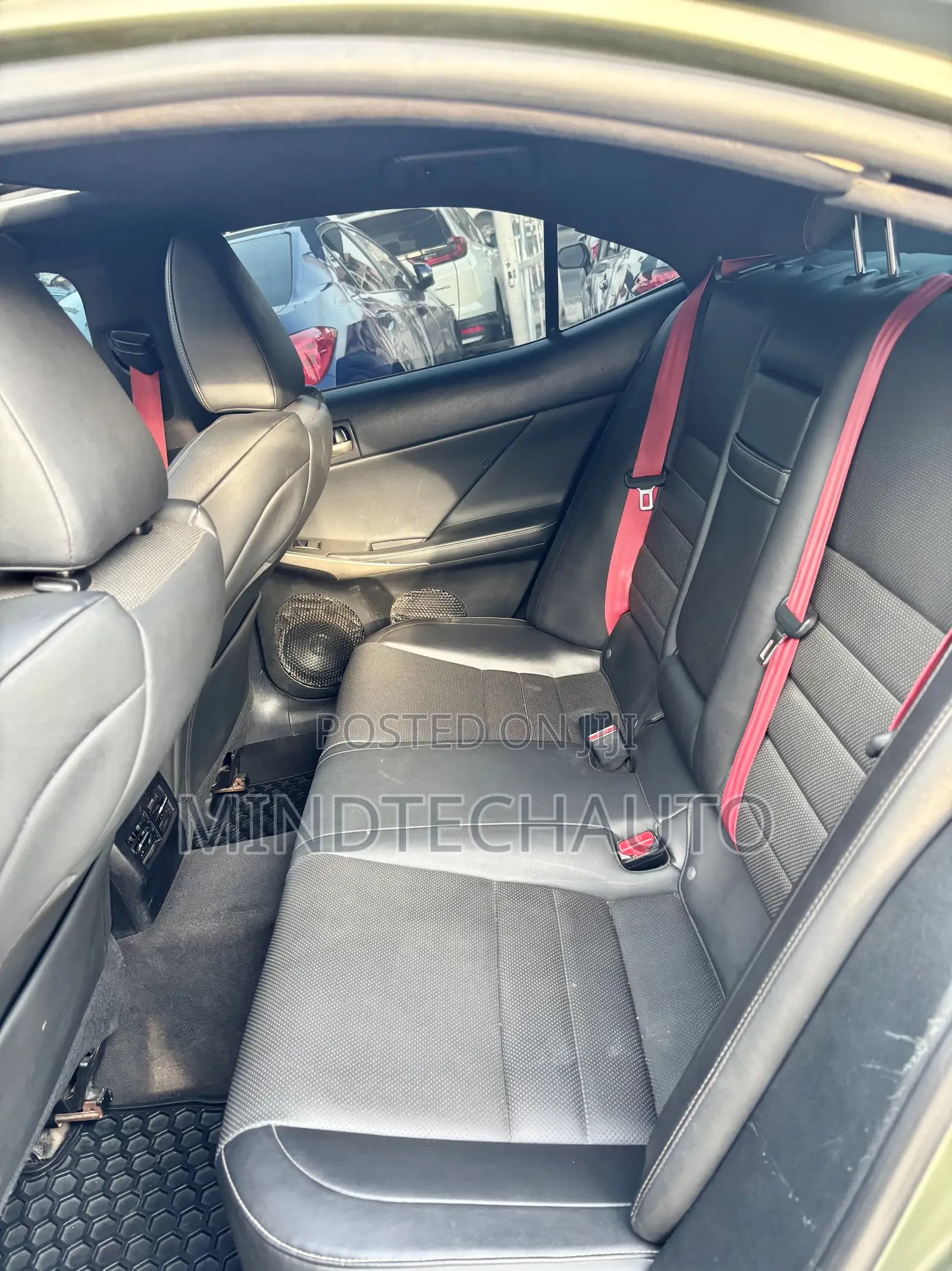 Lexus LS 2017 Green