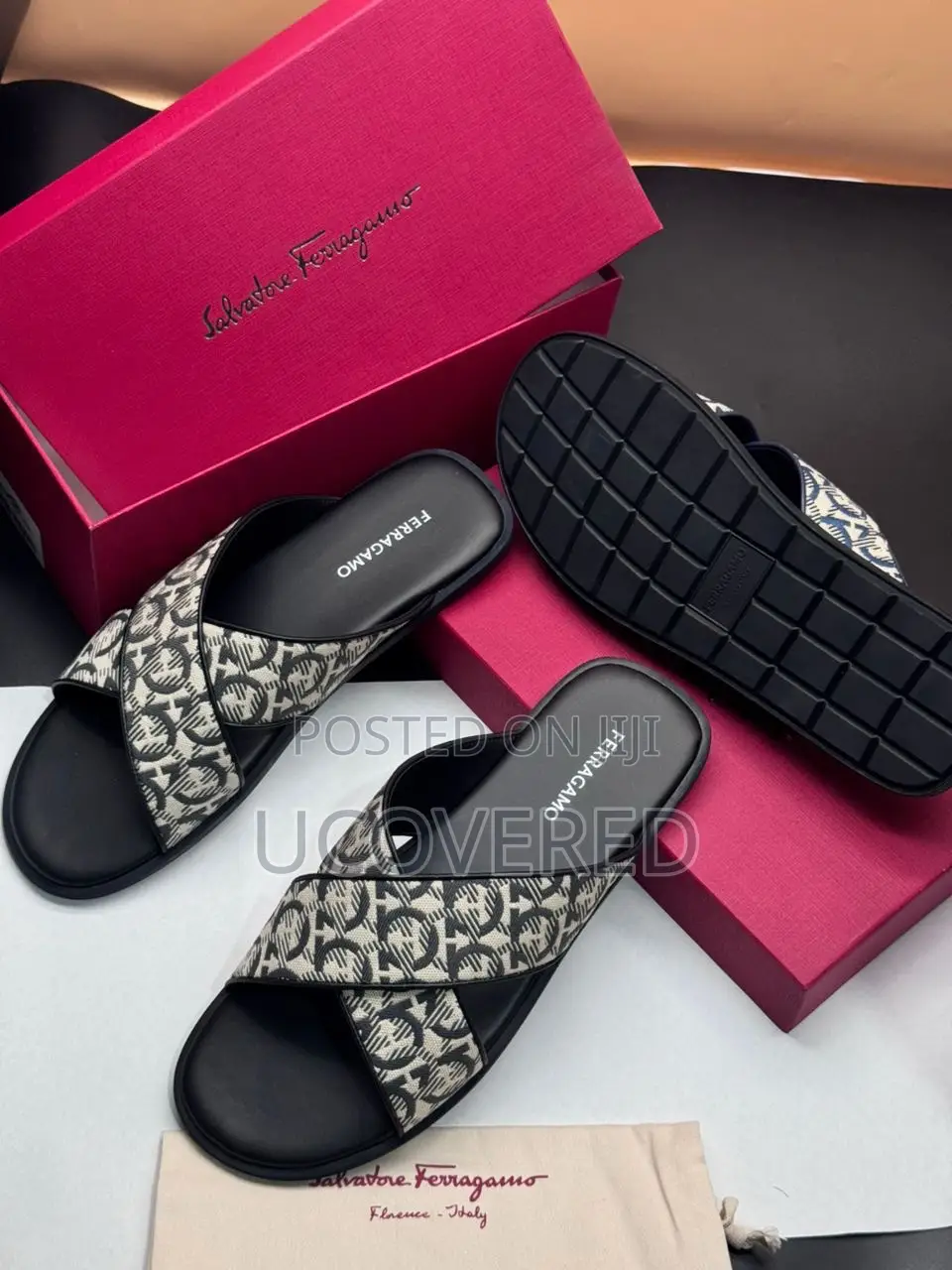 Ferragamo Salvatore Leather Slippers