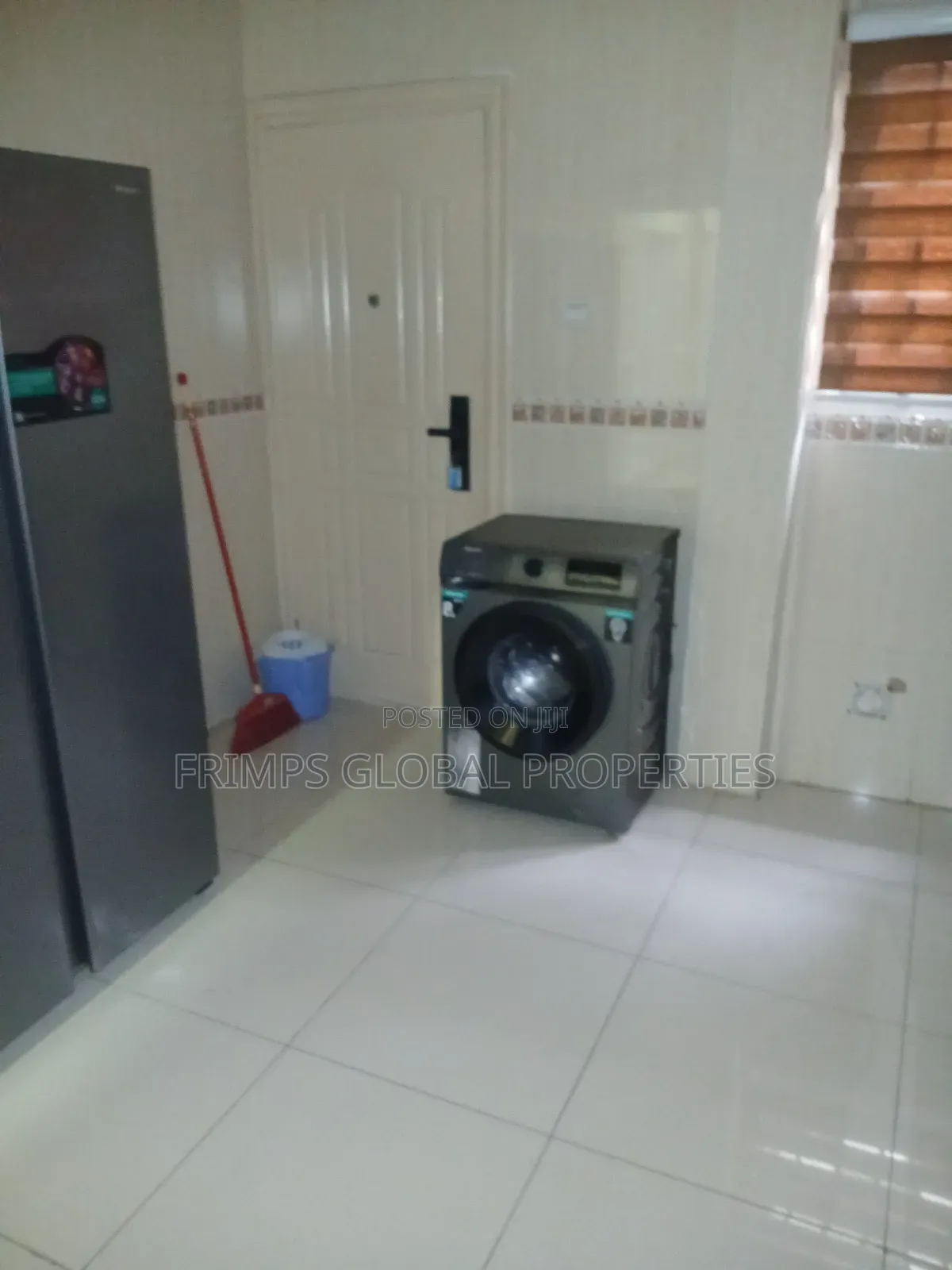 Furnished 1bdrm Apartment in Oxford Street for sale