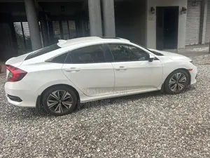 Honda Civic EX-L Sedan 2019 White