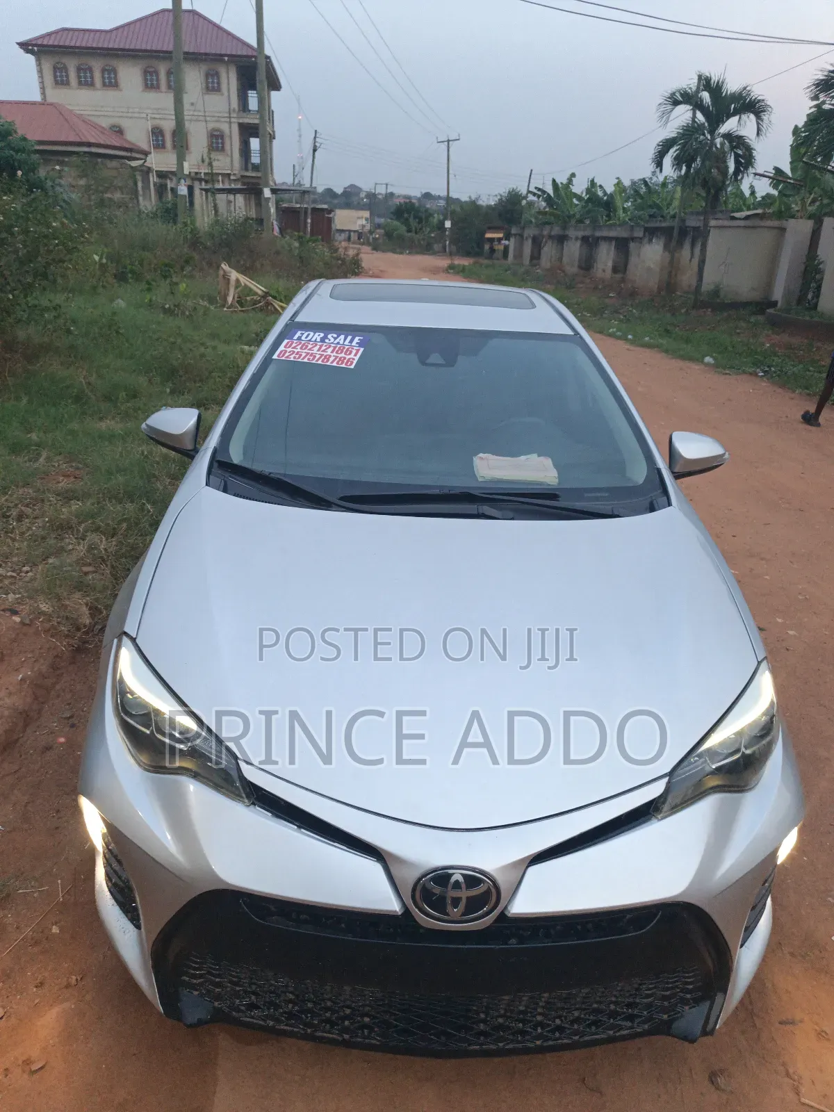 Toyota Corolla XSE 4dr Sedan (1.8L 4cyl CVT) 2017 Silver