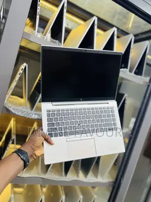 Laptop HP EliteBook 845 G8 16GB AMD Ryzen 5 SSD 256GB
