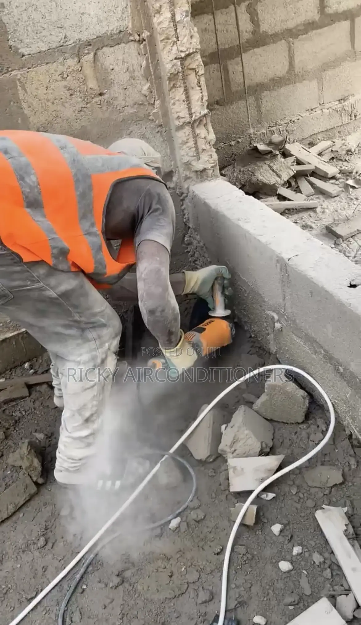 Conduit Pipe Laying (Aircondition Pipe Laying Before Plastering)