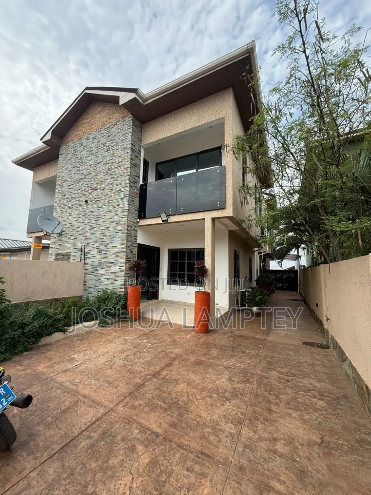 3bdrm House in Bastonaa Estate, Spintex for rent