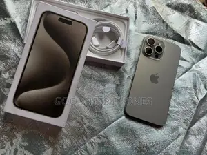 Apple iPhone 15 Pro Max 256 GB Silver