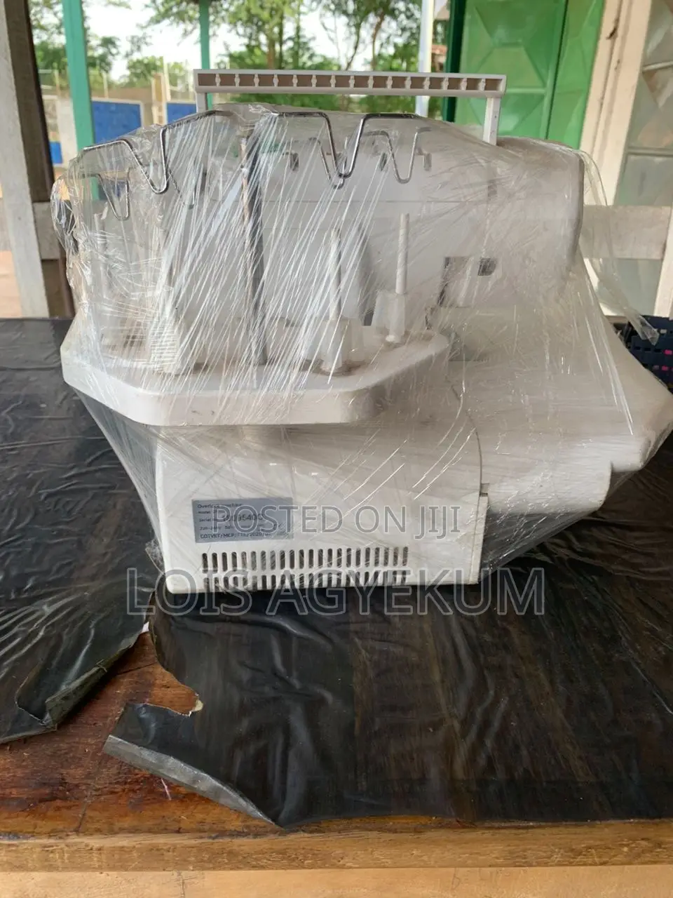 4 Thread Domestic Knitting Machine