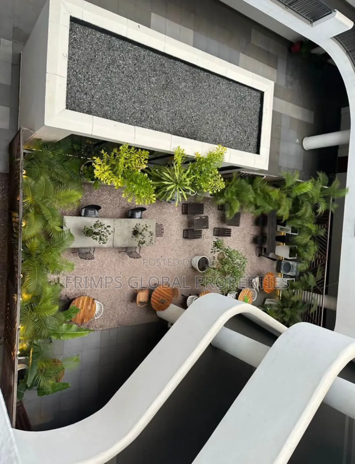 Furnished 4bdrm Apartment in North Ridge for sale