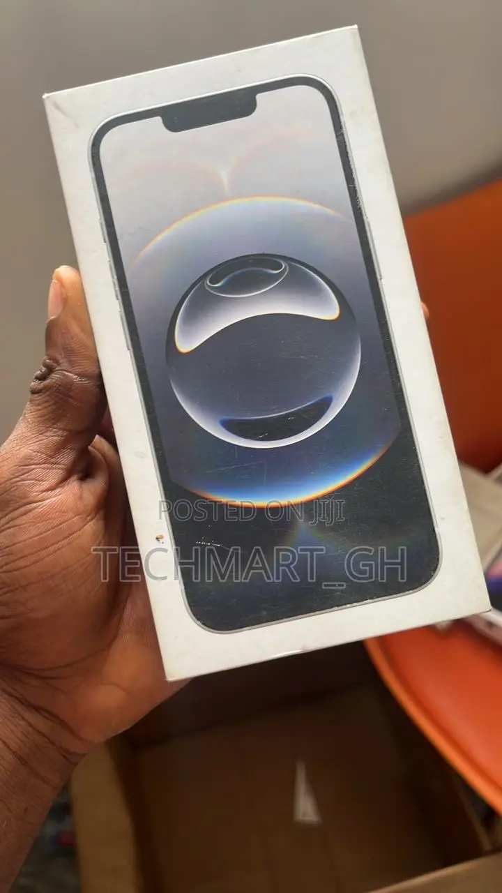 New Apple iPhone 16e 128 GB White
