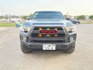 Toyota Tacoma 4dr Double Cab 2016 Gray